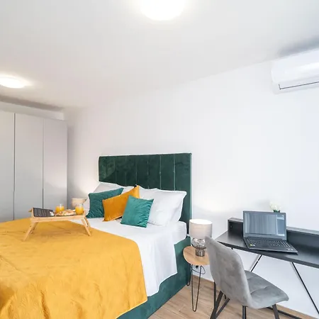 Luxury Salt 아파트 슬라노