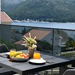 Luxury Salt Slano