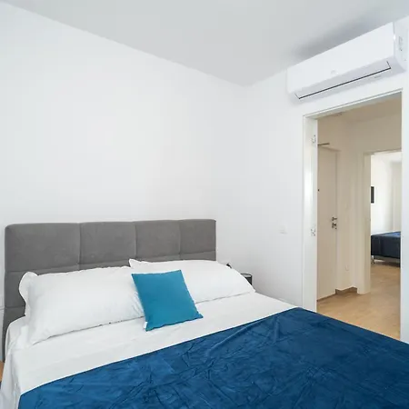 Διαμέρισμα Luxury Salt *