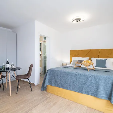 Luxury Salt Apartmán *