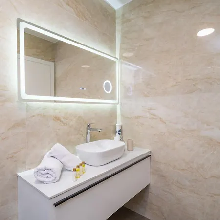 Luxury Salt Apartment